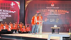 danny-pomanto-dan-azhar-arsyad-saat-debat-kedua-pilgub-sulsel-2024-1_169